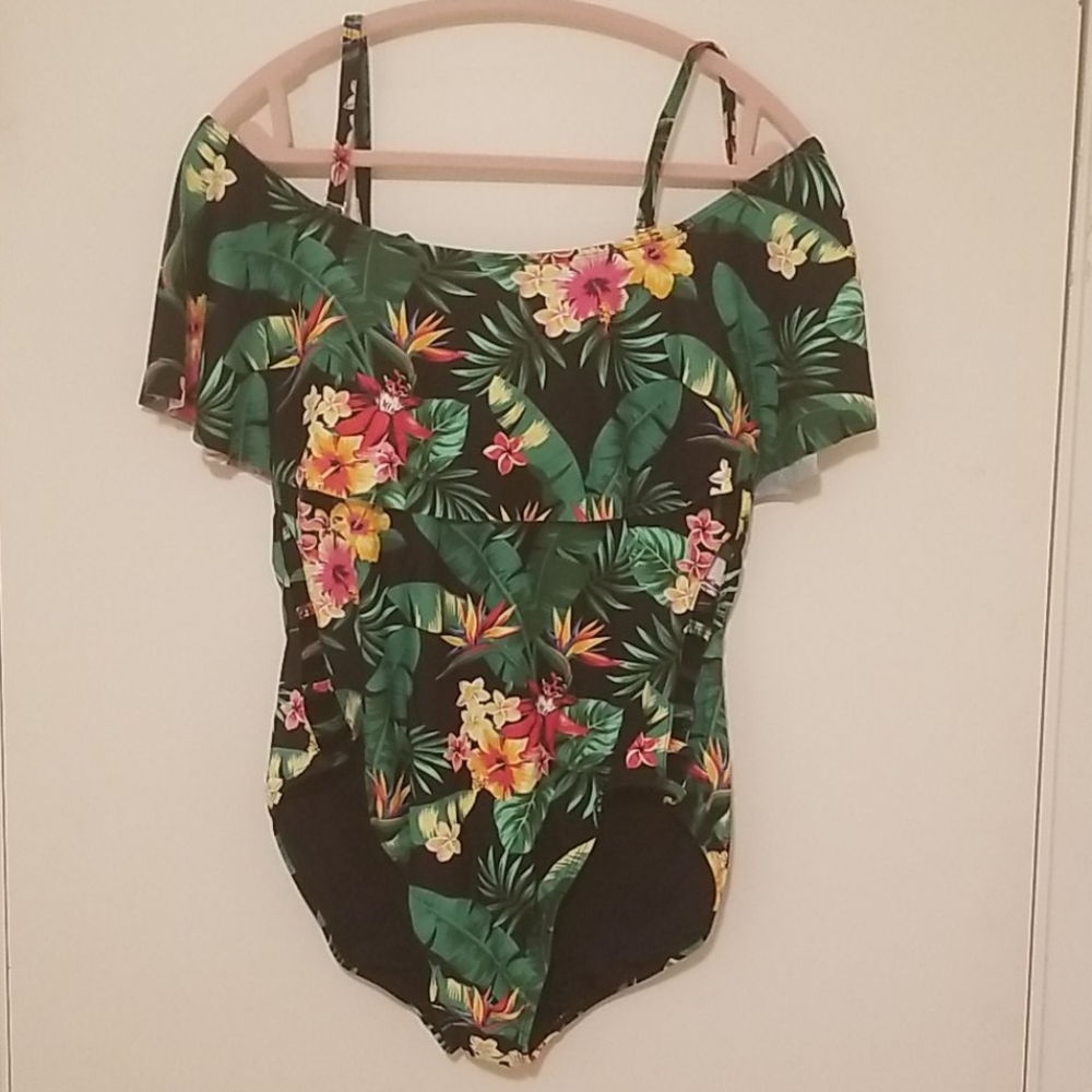 NWT Black Floral Off the shoulder Bathing …